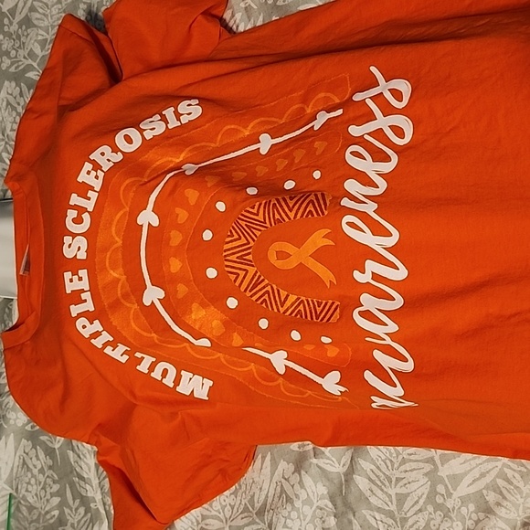 NWOT washed never worn, smoke free home Multiple Sclerosis Awareness soft Tshirt - Picture 5 of 5